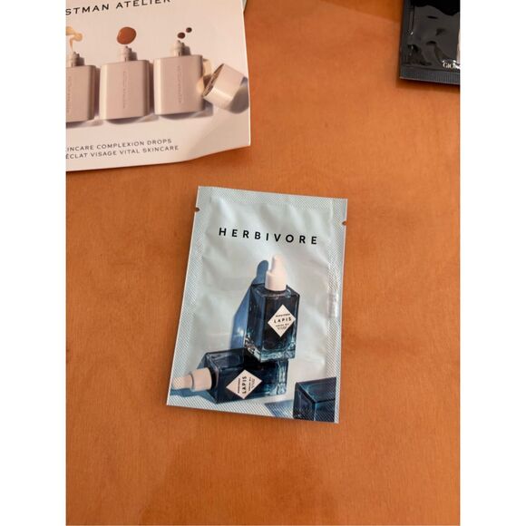 Lot of Beauty Samples, NWT - Picture 15 of 15